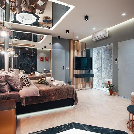 Monza Mirror Apartment Kikinda Ngoại thất bức ảnh